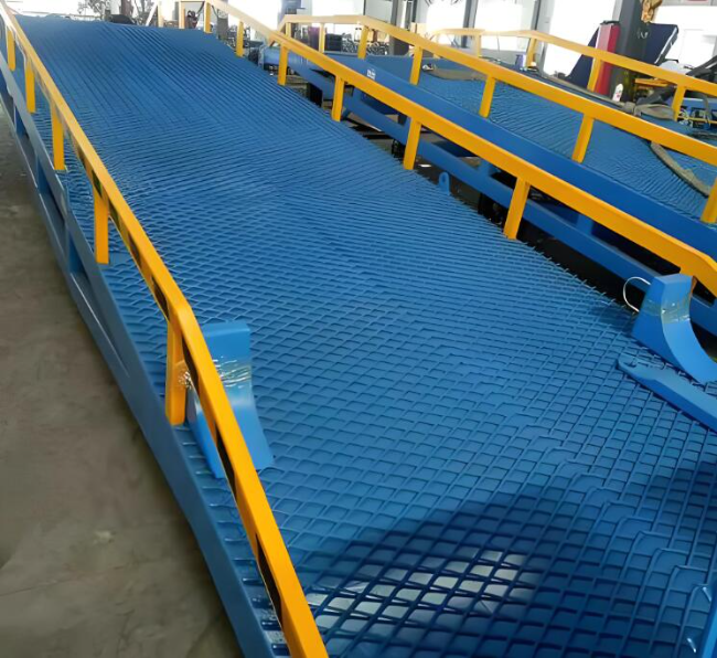 新疆移动式液压登车桥